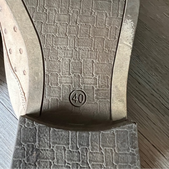 MJUS Lace Up Leather Shoe​ - Picture 3 of 4